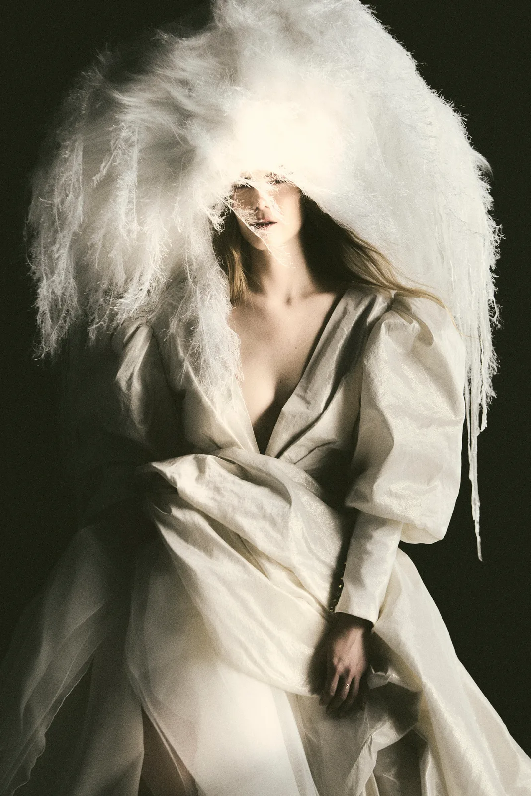Eleonora Morales — vestido Pro Novias Atelier, editorial Marie Claire